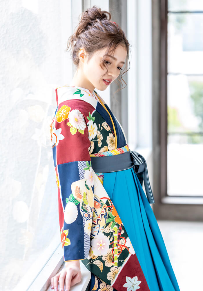 着物】春夏秋冬花ロマン+【袴】サイレントブルーひも縞｜宅配