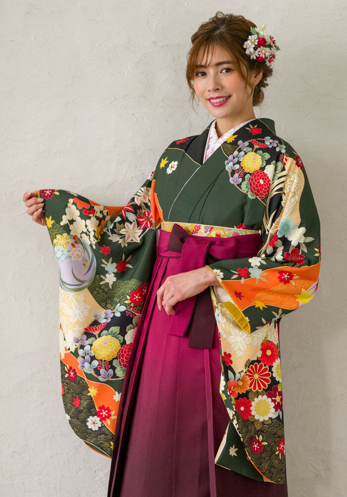 ネットレンタルできる緑の着物とピンクの袴コーディネート
