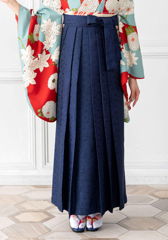 卒業式袴の宅配レンタルで人気の紺桜小紋の袴